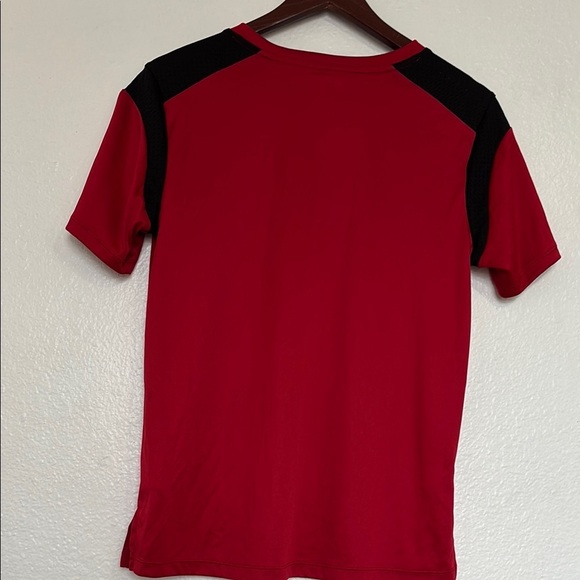 NFL Team Red and Black Short Sleeve Tee - Picture 5 of 9